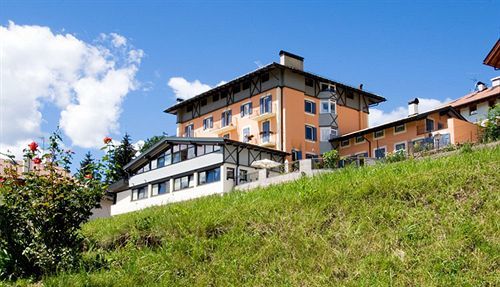 Апарт отель Residenza Bagni & Miramonti Кавалезе Экстерьер фото